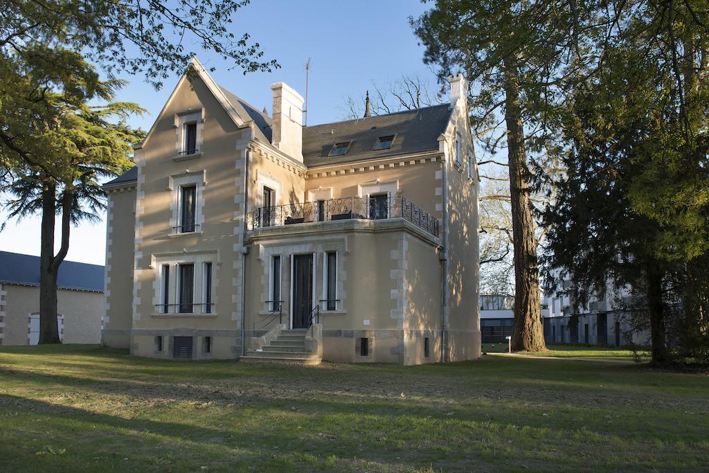 Domitys Le Chateau Des Plans Parthenay Esterno foto